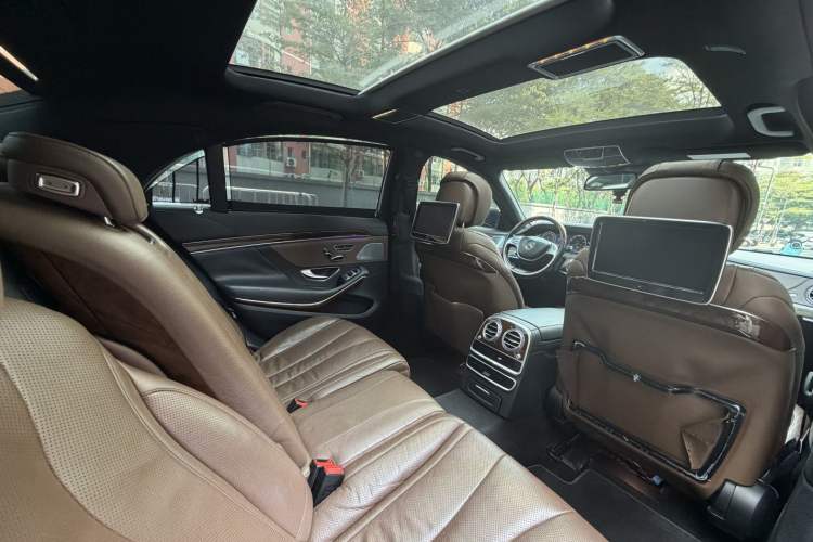 Used Mercedes-Benz S-Class 2016 S 320 L Luxury Model Interior 9