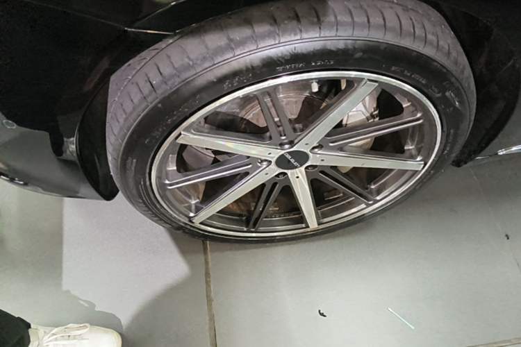 Used Mercedes-Benz S-Class 2016 S 320 L Business Model Left Front Wheel Hub