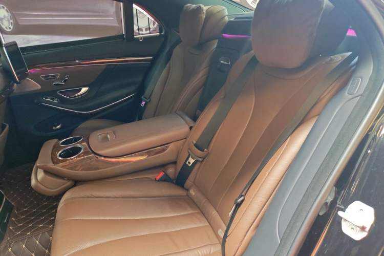Used Mercedes-Benz S-Class 2016 S 320 L Luxury Model Left Rear Seat
