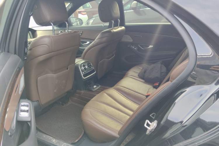Used Mercedes-Benz S-Class 2016 S 320 L Business Model Left Rear Seat