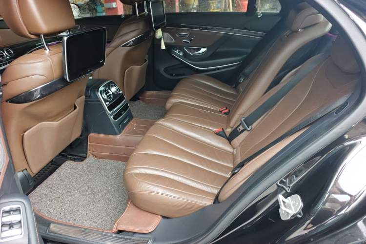 Used Mercedes-Benz S-Class 2016 S 400 L 4MATIC Left Rear Seat