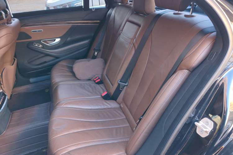 Used Mercedes-Benz S-Class 2016 S 320 L Business Model Left Rear Seat