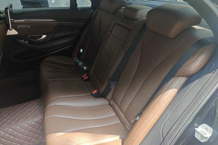 Used Mercedes-Benz S-Class 2016 S 320 L Business Model Left Rear Seat