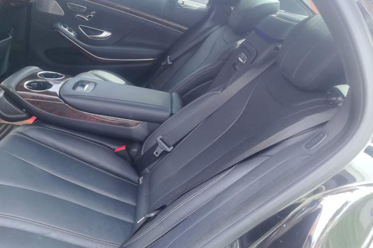 Used Mercedes-Benz S-Class 2016 S 320 L Luxury Model Left Rear Seat