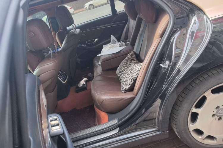 Used Mercedes-Benz S-Class 2016 S 320 L Business Model Left Rear Seat