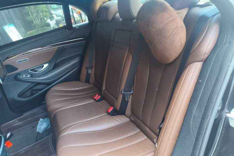 Used Mercedes-Benz S-Class 2016 S 320 L Business Model Left Rear Seat