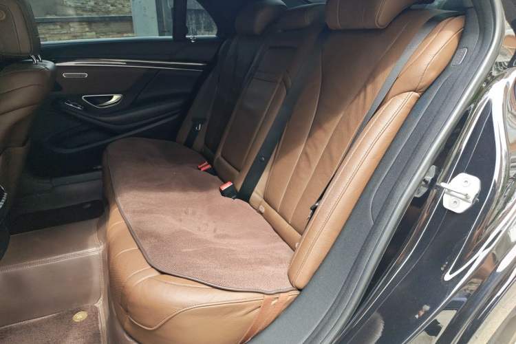 Used Mercedes-Benz S-Class 2016 S 320 L Business Model Left Rear Seat