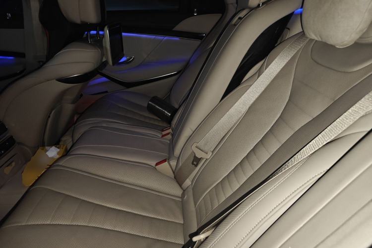 Used Mercedes-Benz S-Class 2016 S 500 L 4MATIC Left Rear Seat