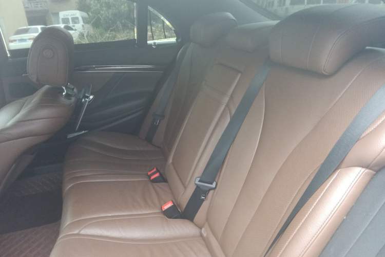Used Mercedes-Benz S-Class 2016 S 320 L Business Model Left Rear Seat
