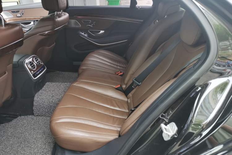 Used Mercedes-Benz S-Class 2016 S 400 L Left Rear Seat