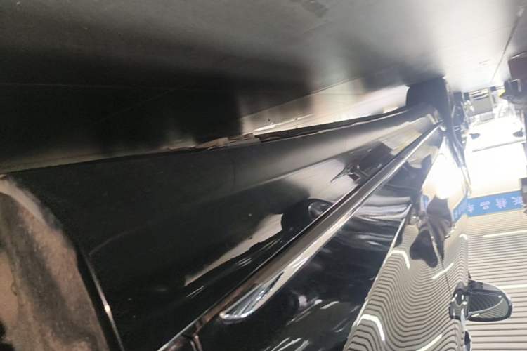 Used Mercedes-Benz S-Class 2016 S 320 L Business Model Left Side Sill