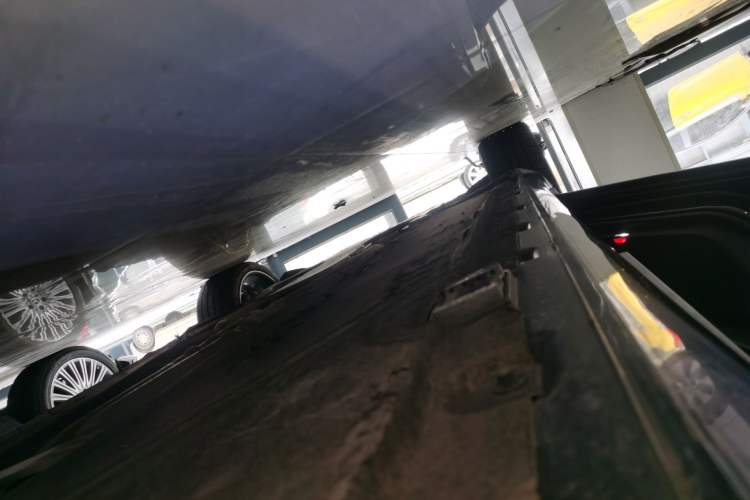 Used Mercedes-Benz S-Class 2016 S 320 L Business Model Left Side Sill