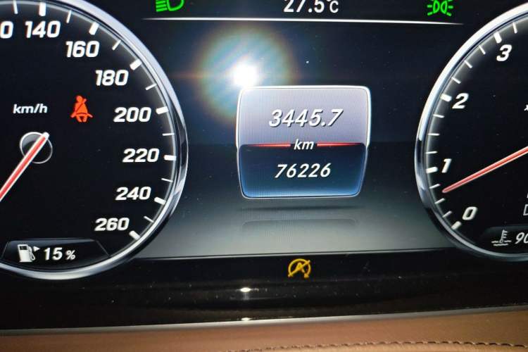Used Mercedes-Benz S-Class 2016 S 400 L 4MATIC Odometer Close Up