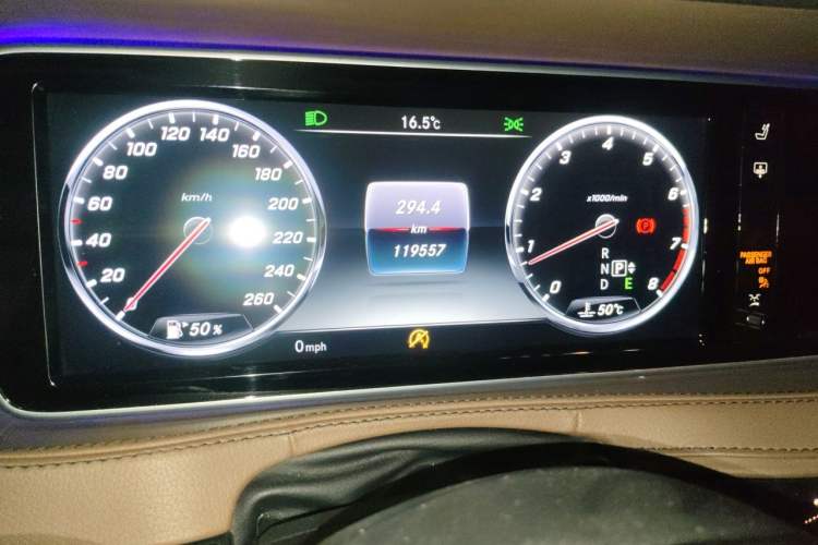 Used Mercedes-Benz S-Class 2016 S 400 L 4MATIC Odometer Close Up