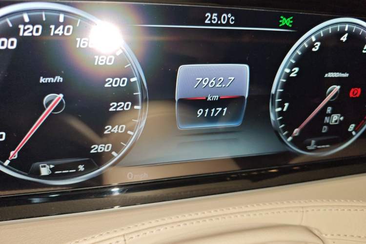 Used Mercedes-Benz S-Class 2016 S 320 L Luxury Model Odometer Close Up