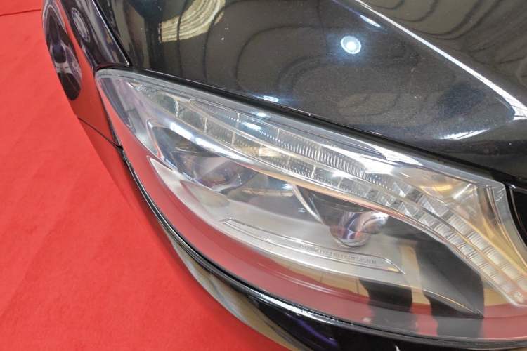 Used Mercedes-Benz S-Class 2016 S 320 L Luxury Model Right Front Headlight