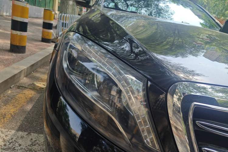 Used Mercedes-Benz S-Class 2016 S 320 L Business Model Right Front Headlight