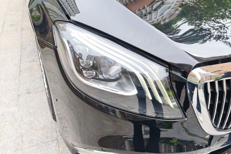 Used Mercedes-Benz S-Class 2016 S 320 L Business Model Right Front Headlight