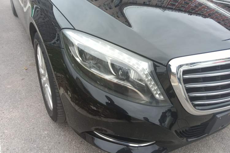 Used Mercedes-Benz S-Class 2016 S 320 L Business Model Right Front Headlight