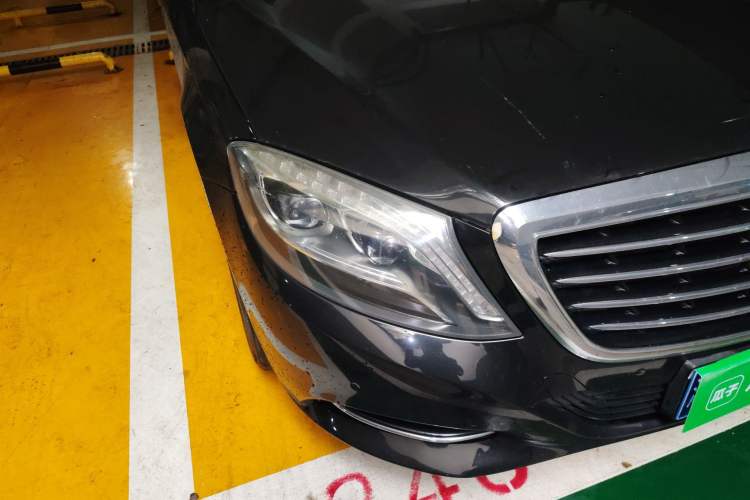 Used Mercedes-Benz S-Class 2016 S 320 L Business Model Right Front Headlight