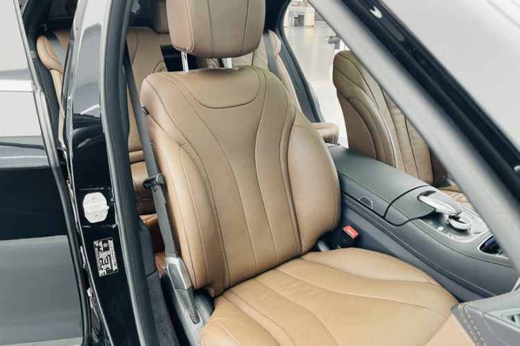 Used Mercedes-Benz S-Class 2016 S 320 L Business Model Right Front Seat