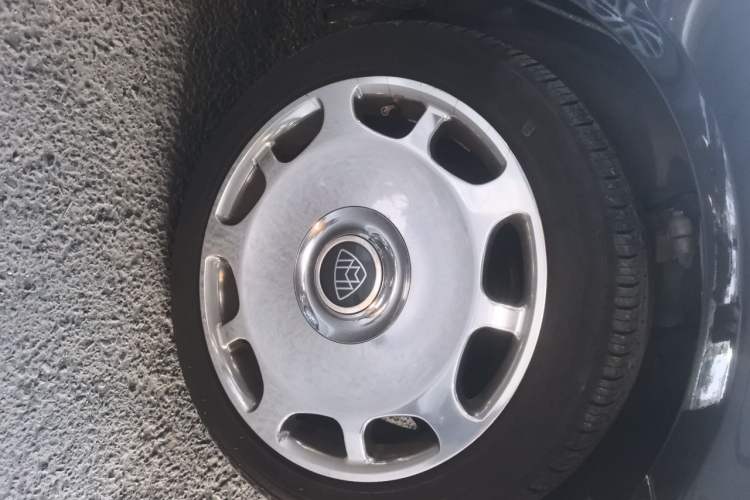 Used Mercedes-Benz S-Class 2016 S 320 L Luxury Model Right Front Wheel Hub