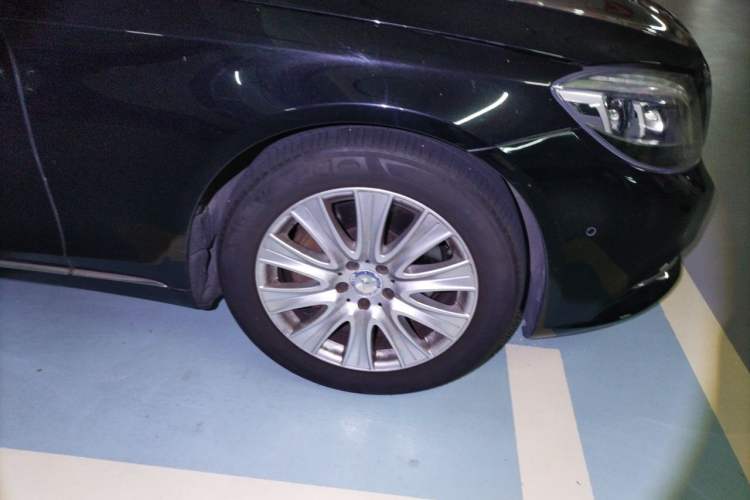 Used Mercedes-Benz S-Class 2016 S 320 L Business Model Right Front Wheel Hub