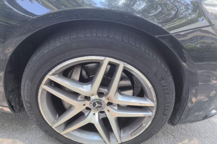 Used Mercedes-Benz S-Class 2016 S 320 L Business Model Right Front Wheel Hub