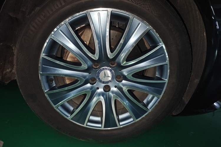 Used Mercedes-Benz S-Class 2016 S 320 L Business Model Right Front Wheel Hub