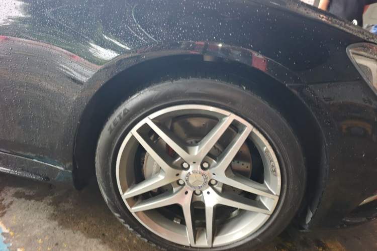 Used Mercedes-Benz S-Class 2016 S 400 L 4MATIC Right Front Wheel Hub