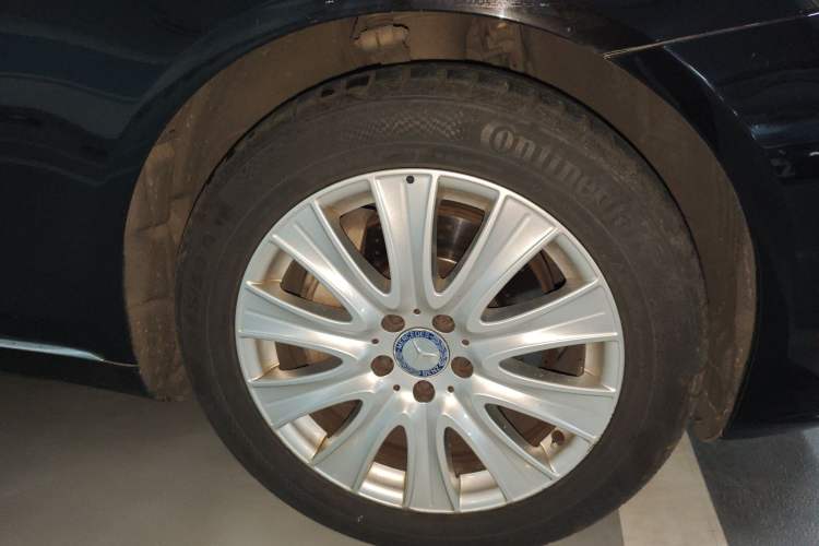 Used Mercedes-Benz S-Class 2016 S 320 L Business Model Right Front Wheel Hub