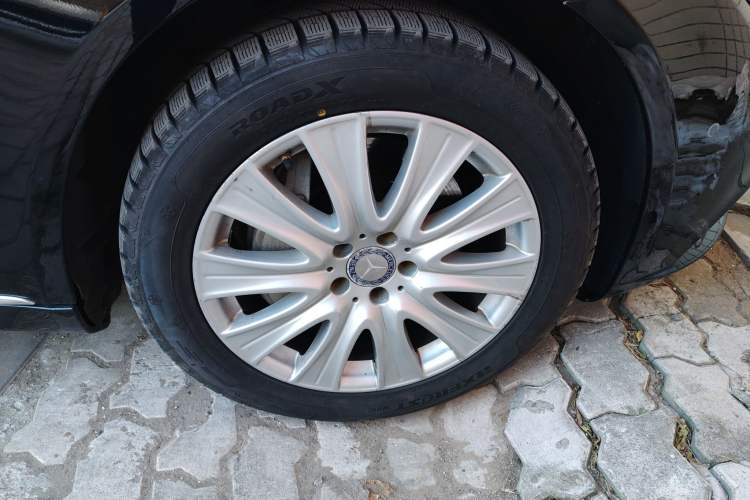 Used Mercedes-Benz S-Class 2016 S 320 L Business Model Right Front Wheel Hub