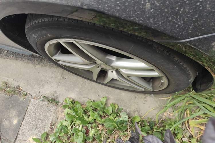 Used Mercedes-Benz S-Class 2016 S 400 L 4MATIC Right Front Wheel Hub