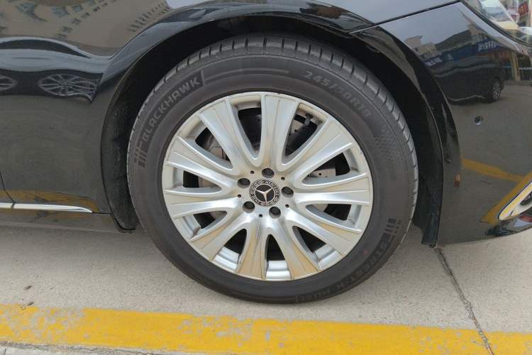Used Mercedes-Benz S-Class 2016 S 320 L Business Model Right Front Wheel Hub