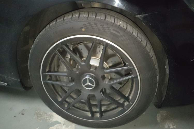 Used Mercedes-Benz S-Class 2016 S 400 L 4MATIC Right Front Wheel Hub