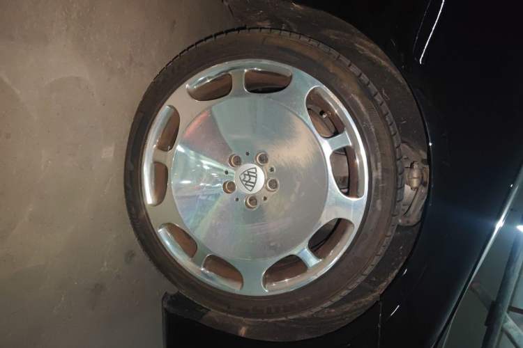 Used Mercedes-Benz S-Class 2016 S 400 L Right Front Wheel Hub