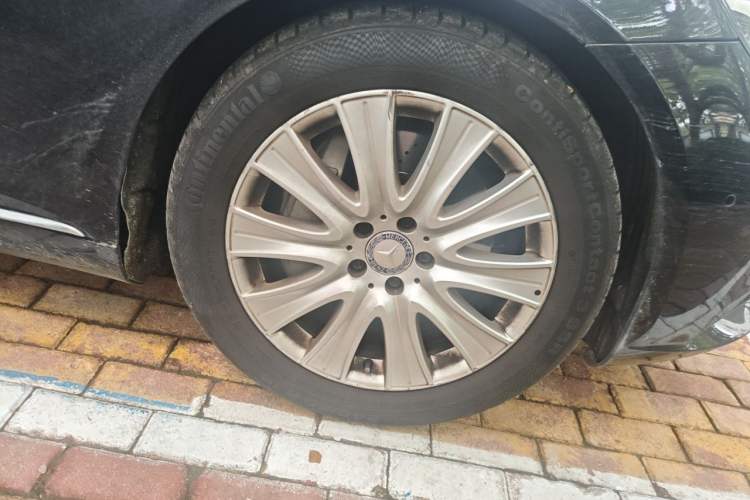 Used Mercedes-Benz S-Class 2016 S 320 L Business Model Right Front Wheel Hub