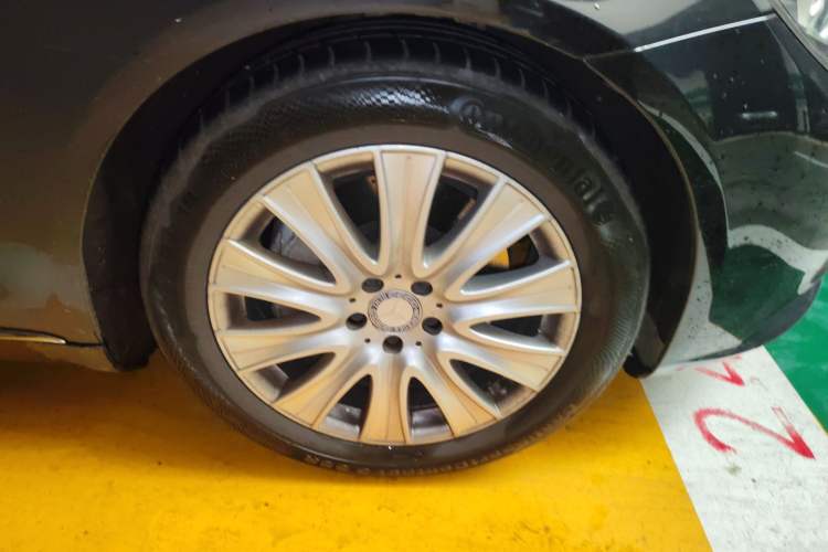 Used Mercedes-Benz S-Class 2016 S 320 L Business Model Right Front Wheel Hub