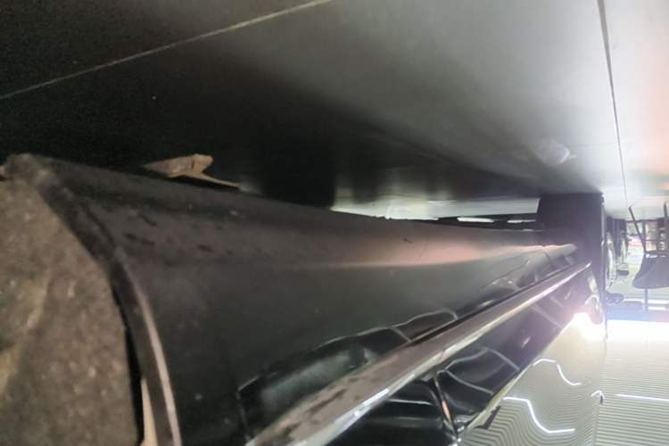 Used Mercedes-Benz S-Class 2016 S 320 L Business Model Right Side Sill