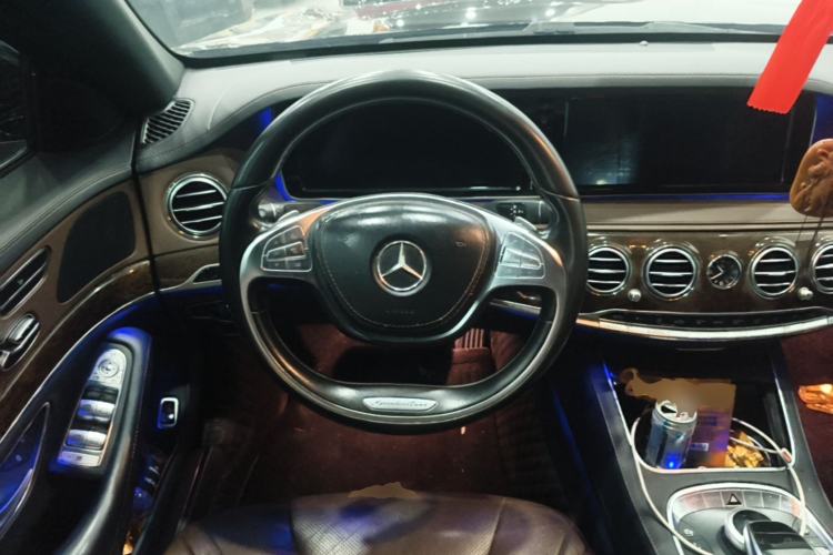 Used Mercedes-Benz S-Class 2016 S 320 L Luxury Model Steering Wheel