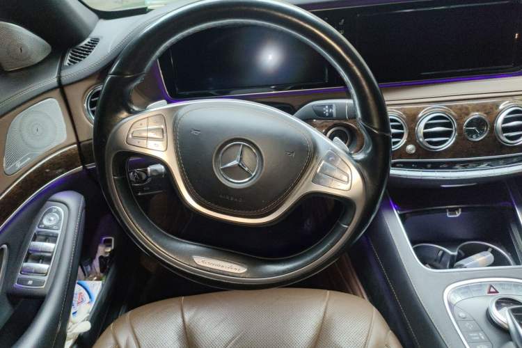 Used Mercedes-Benz S-Class 2016 S 320 L Business Model Steering Wheel