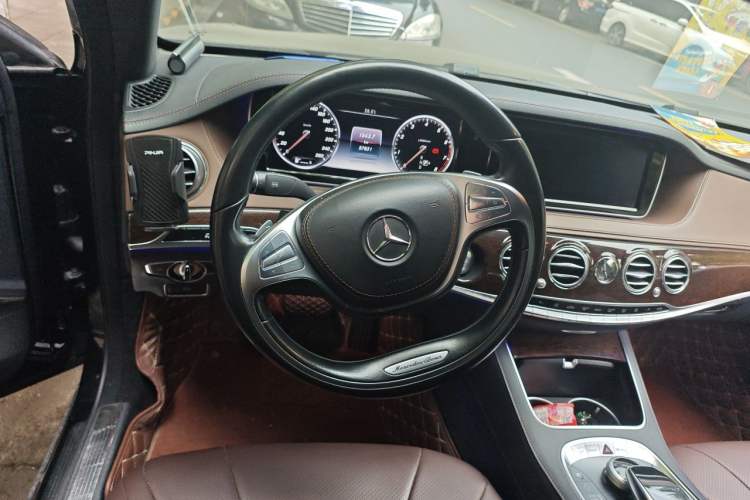 Used Mercedes-Benz S-Class 2016 S 320 L Business Model Steering Wheel