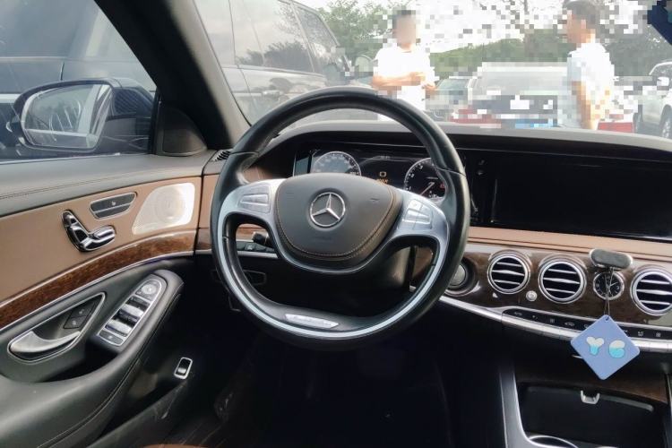 Used Mercedes-Benz S-Class 2016 S 320 L Business Model Steering Wheel