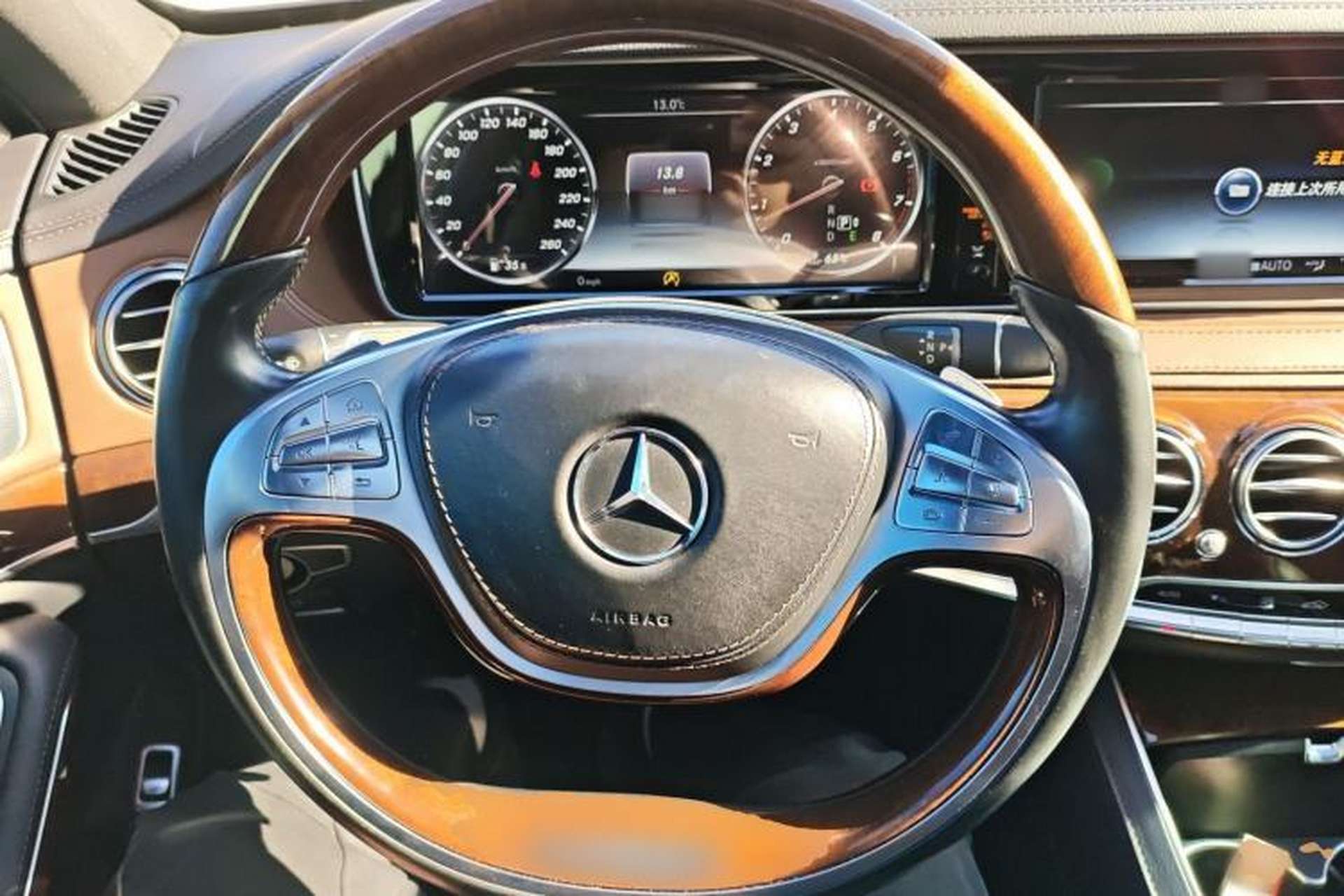 Used Mercedes-Benz S-Class 2016 S 320 L Luxury Model Steering Wheel