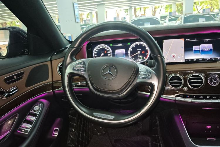 Used Mercedes-Benz S-Class 2016 S 320 L Business Model Steering Wheel