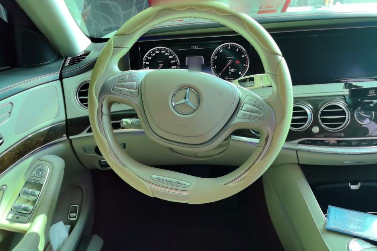 Used Mercedes-Benz S-Class 2016 S 320 L Business Model Steering Wheel
