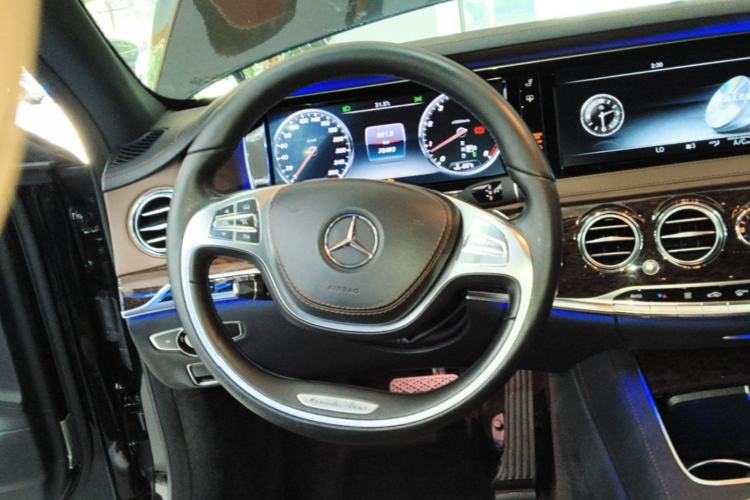 Used Mercedes-Benz S-Class 2016 S 320 L Luxury Model Steering Wheel