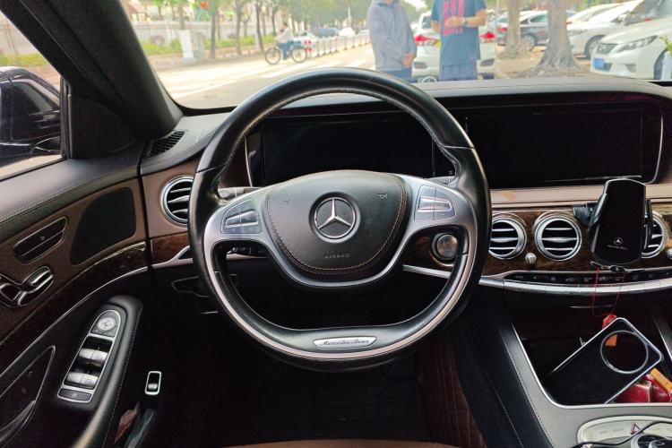 Used Mercedes-Benz S-Class 2016 S 320 L Business Model Steering Wheel