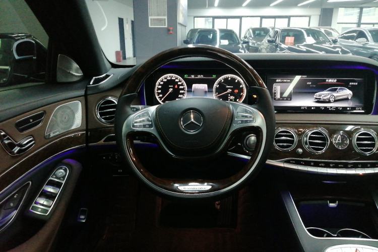 Used Mercedes-Benz S-Class 2016 S 320 L Business Model Steering Wheel