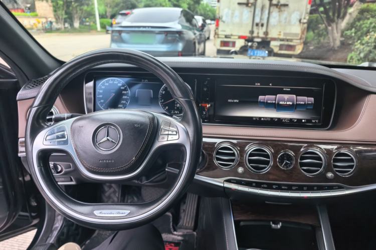 Used Mercedes-Benz S-Class 2016 S 320 L Business Model Steering Wheel